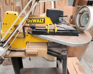Dewalt 20" Scroll saw Model DW788