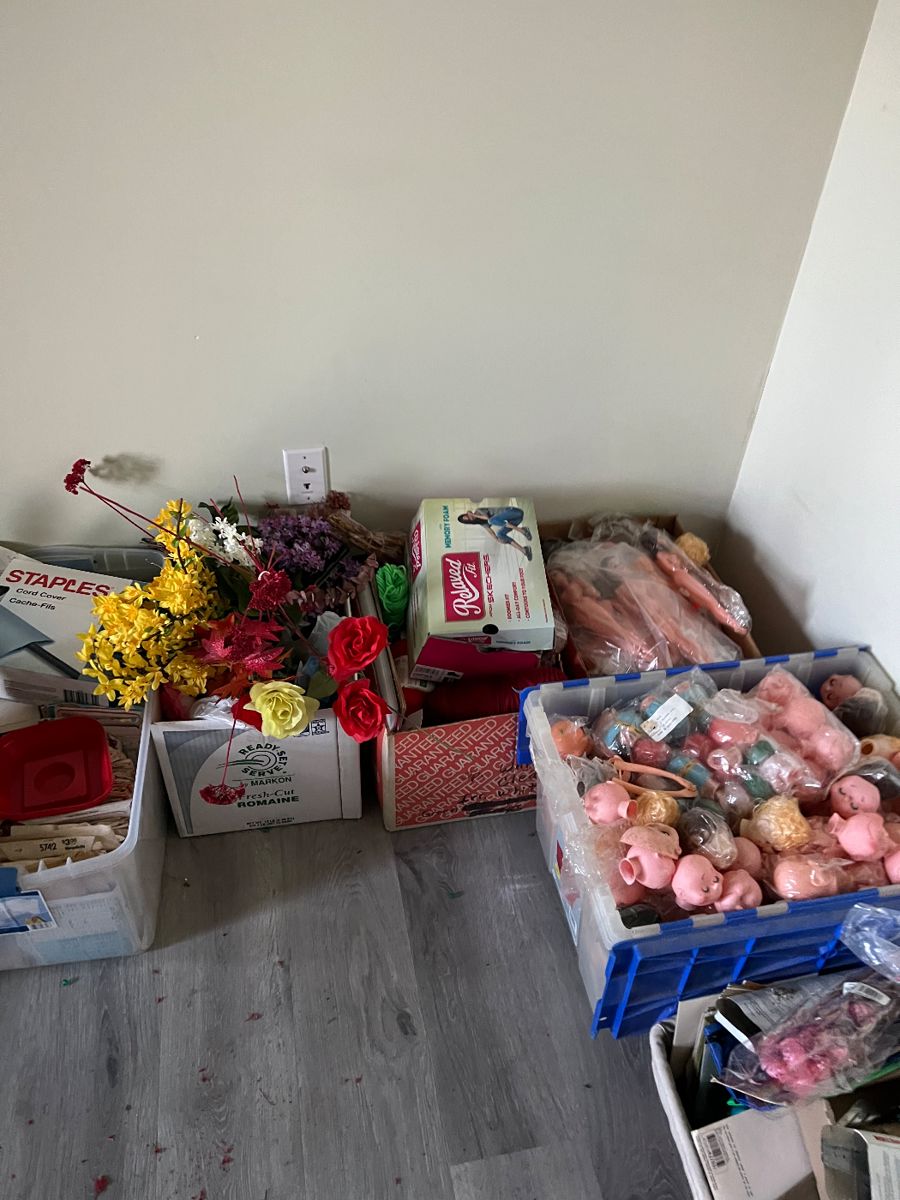  5 fill a bag Everything must go Lenox sale !!!! starts on 11/17/2023