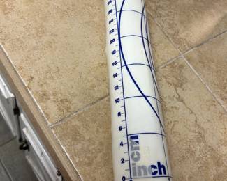 Tupperware rolling sheet and pin