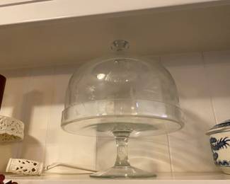 Covered cake stand 