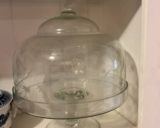 Covered cake stand 