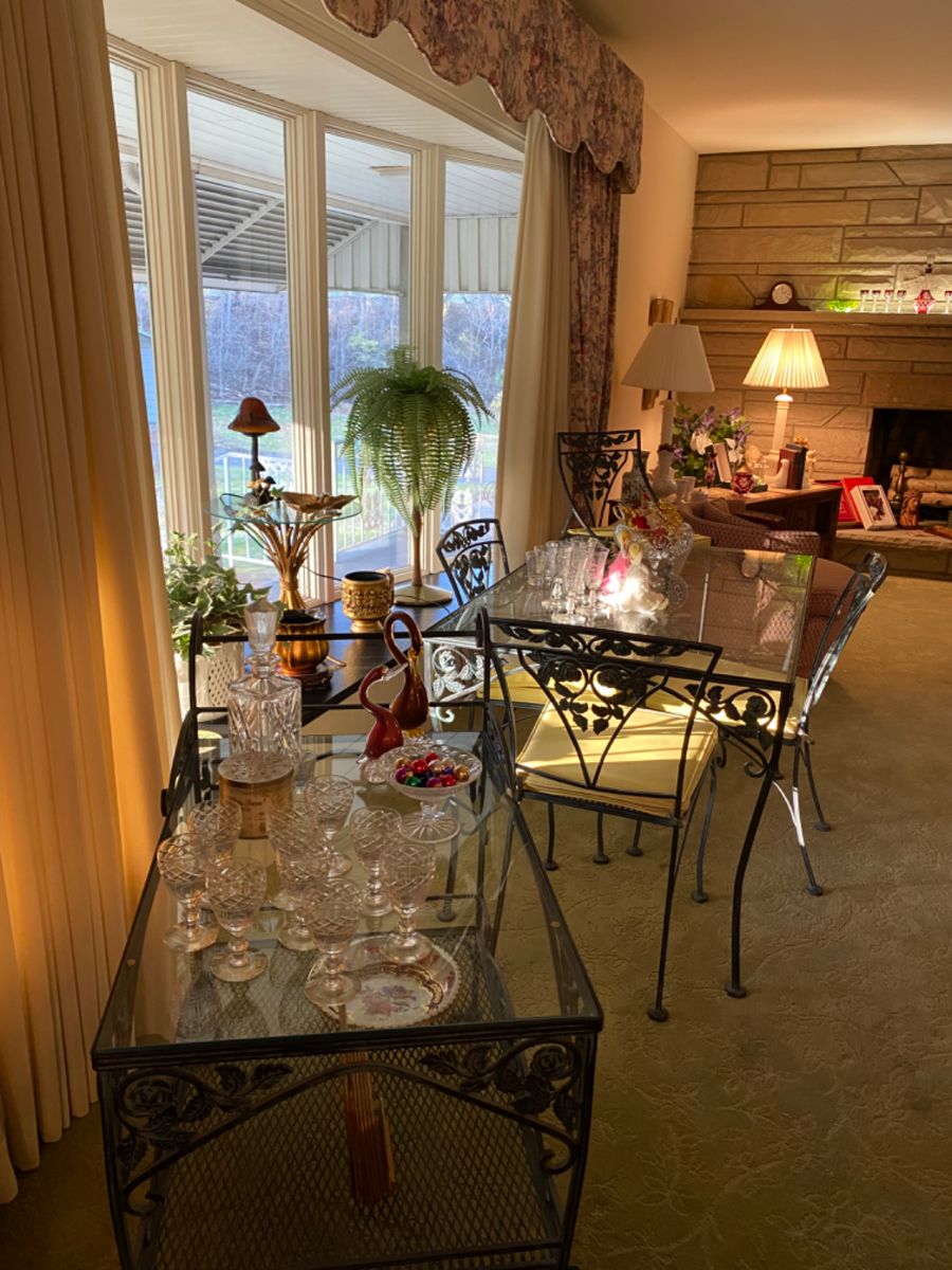 LARGE ESTATE SALE BELLE VERNON in Belle Vernon, PA starts on 11/17/2023