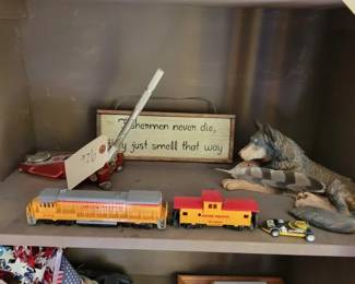#926 • Model Train, Vintage Hot Wheel, Sculture, and Decoration
