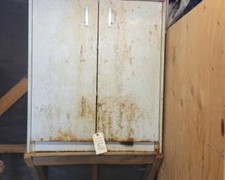 #1168 • Metal Storage Cabinet
