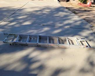 #3000 • 16ft Extension Ladder
