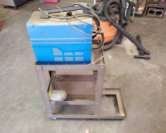 #1212 • Easy Mig 101/1 Chicage Electric Welding System
