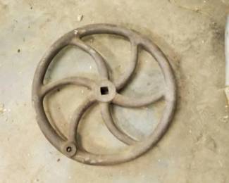 #1550 • Belt Pulley Handle
