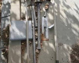 #1924 • Vintage Rusty Tools

