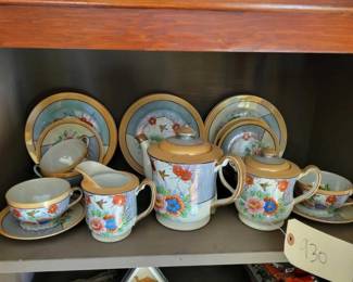 #930 • Vinatge Japanese China Set
