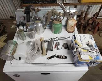 #1022 • (6) Spray Guns, (2) Spray Gun Canisters, & More
