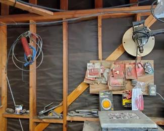 #1225 • Drill, HELP! Car Parts, Reflector, & More
