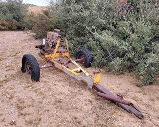 #112 • Trailer with Motor.
