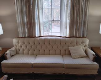 Beautiful clean couch