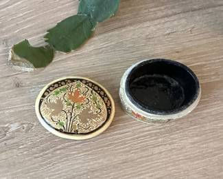 Oval Paper Mache with Leaf Painting Trinket Box