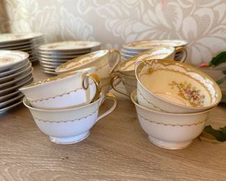 Noritake China Muriel Pattern China Set