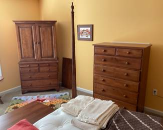 VERY NICE BEDROOM SET