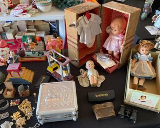 VINTAGE DOLLS