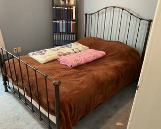QUEEN SIZE IRON BED. 