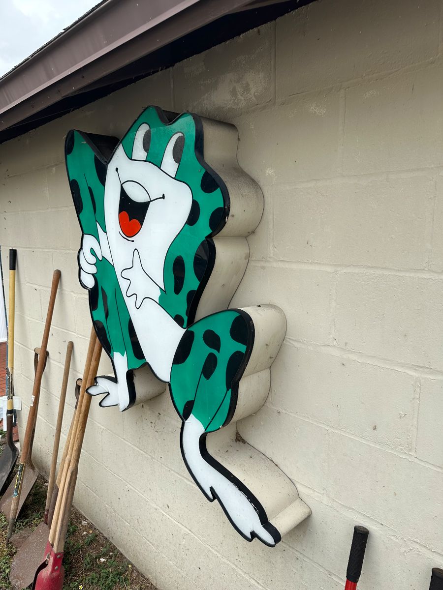 The estate sale ladies will be in Orlando starts on 11/17/2023