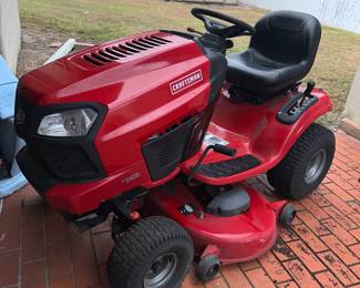 Riding lawnmower, 2016