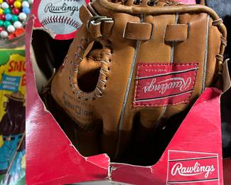 Vintage Rawlings baseball glove in original box never used