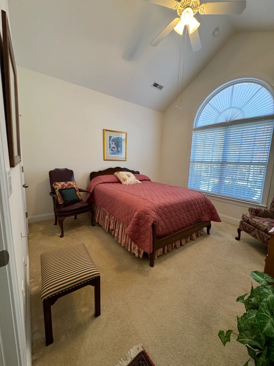 Grove Park Townhome Estate Sale in Burlington, NC starts on 12/9/2023