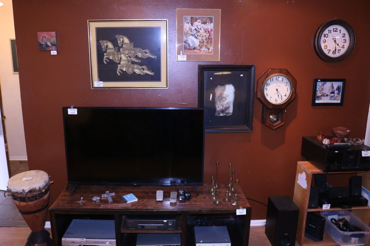 Putnam Moving/Estate Sale in Lubbock, TX starts on 11/16/2023