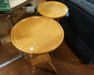 round side tables