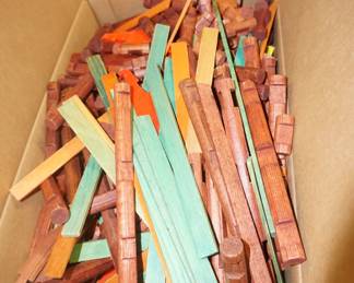 Lincoln Logs