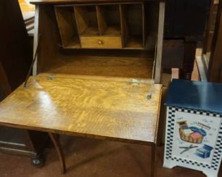 drop leaf desk