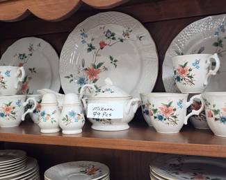 79 piece dish set by Mikasa