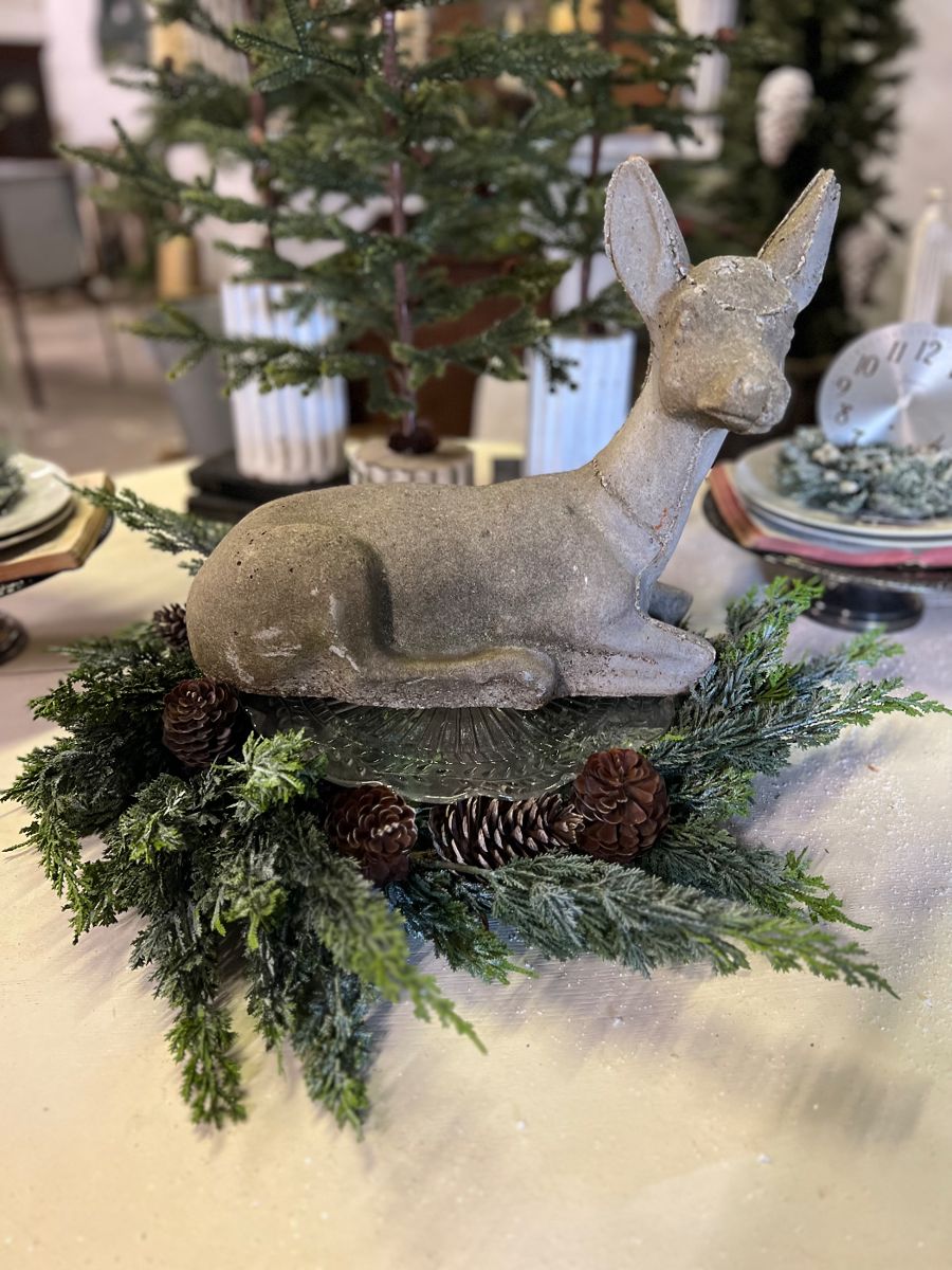 Vintage warehouse sale in Mishawaka, IN starts on 11/18/2023