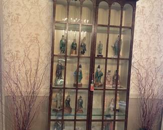 Baker cabinet, pair of patinated bronze vases 