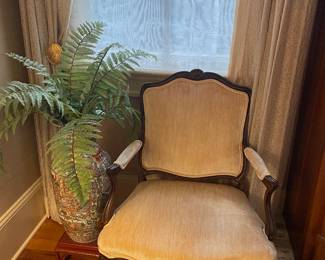 French fauteuil in velvet