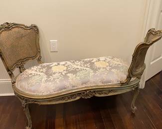 French Tête-à-tête - a beauty