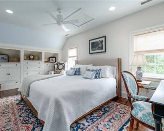 Like new king bed with Italian mattress - from La Diff 2 years ago. Slept on twice!!! PERFECT