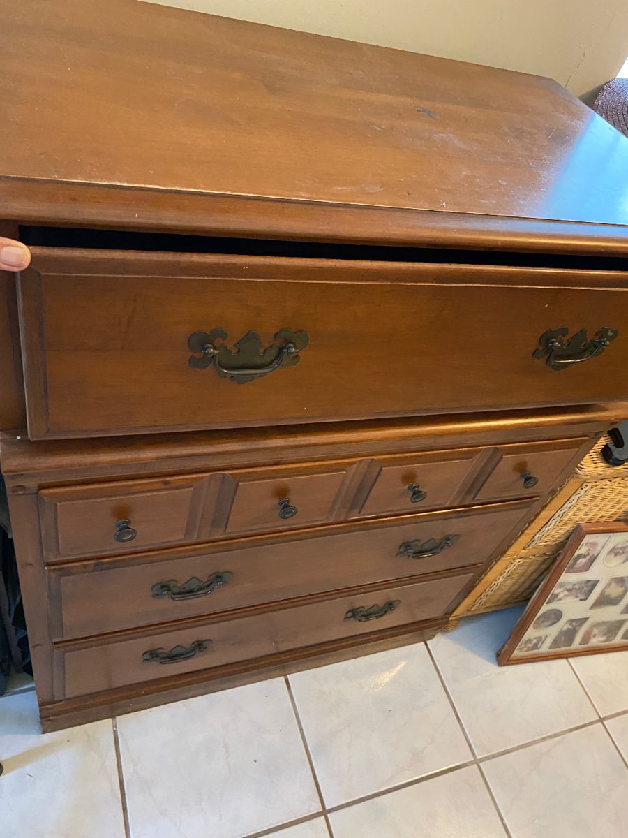 Drop front desk Heywood Wakefield 
$350