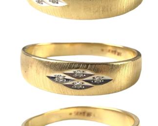 14K Yellow Gold Ring With Diamond Accents, Men's Size 10