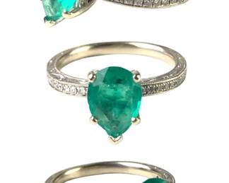 18K White Gold Pear Cut Emerald & Diamond Ring, Size 6