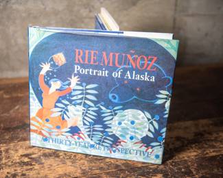 Rie Munoz Books