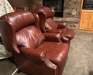 Pair of leather recliners 