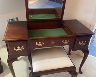 SUMPTER CABINET CO. VANITY