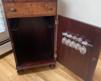 VINTAGE BAR WITH SLIDE OUT COPPER TRAY AND GLASSES