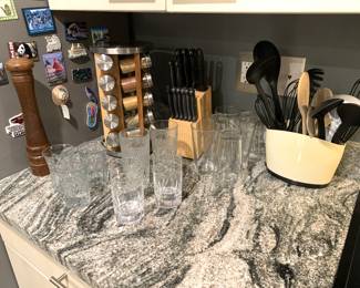 Kitchenware, knife block, spice rack