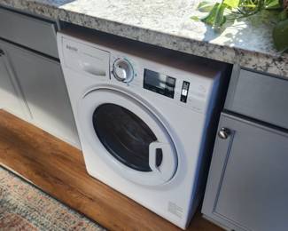 Tiny home washer/dryer combo