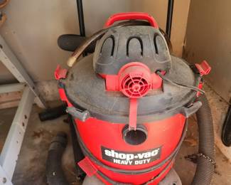 Heavy duty shop vac and attachments
