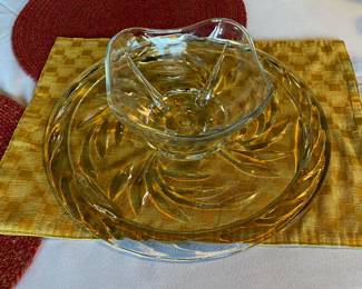 Vintage hors d'oeuvres serving 2-piece set 