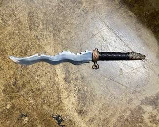Fantasy Knife with Dragon Head Pommel