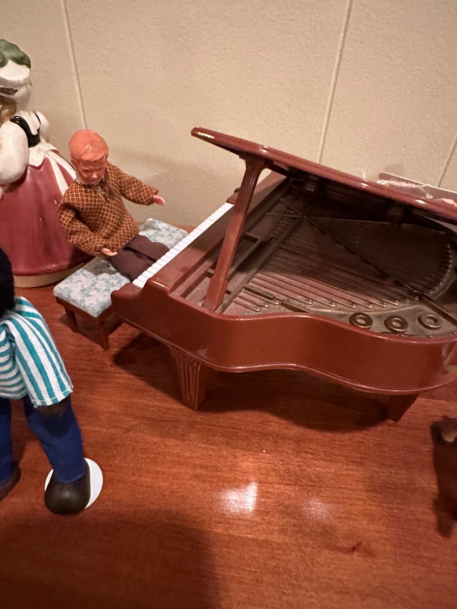 A Dreamy Devonshire Estate Sale in Indianapolis, IN starts on 12/1/2023