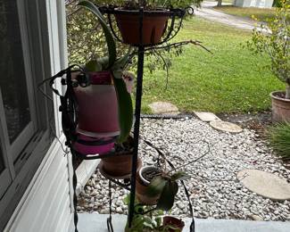 Plant stand